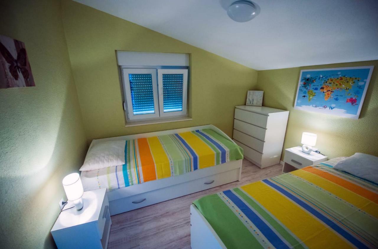 Villa Vida Zmijavci Bagian luar foto