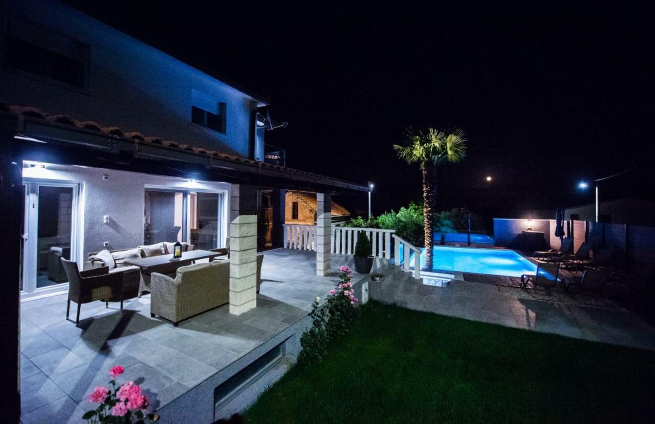 Villa Vida Zmijavci Bagian luar foto