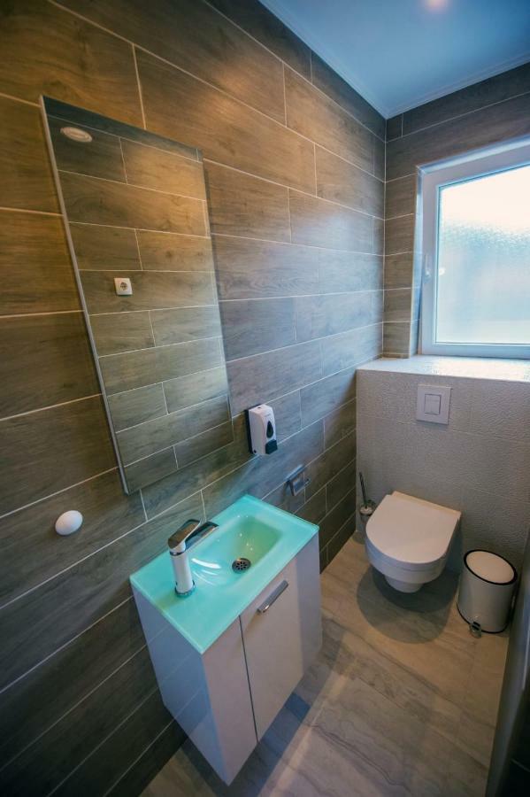 Villa Vida Zmijavci Bagian luar foto